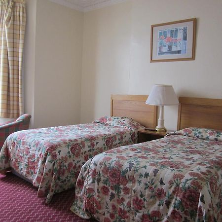 The Highcliffe Hotel Кливдон Номер фото