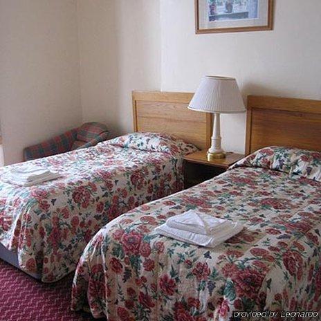 The Highcliffe Hotel Кливдон Номер фото